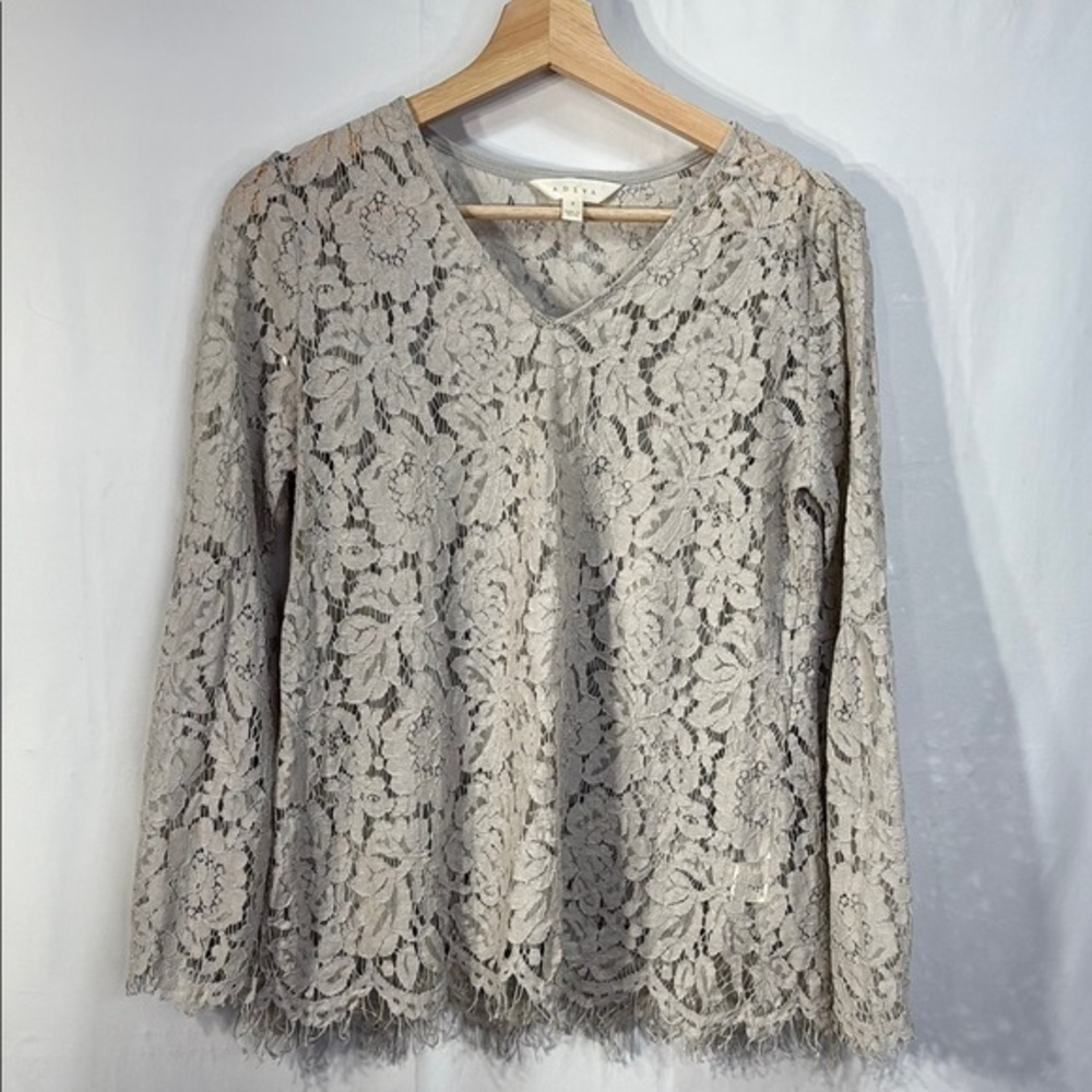 🔗 Adiva taupe Long Sleeve cotton Lace v neck Blouse